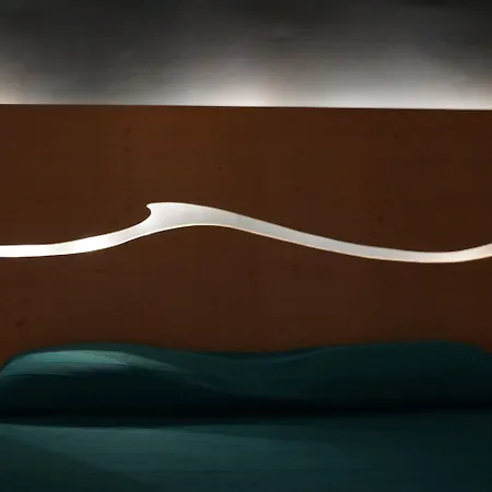 Levantino 2* Бари