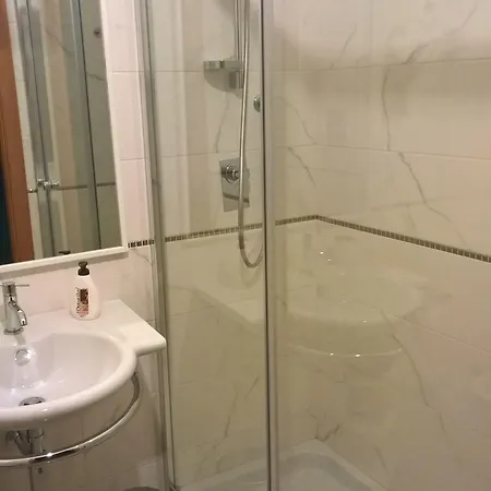 Levantino ゲストハウス バーリ